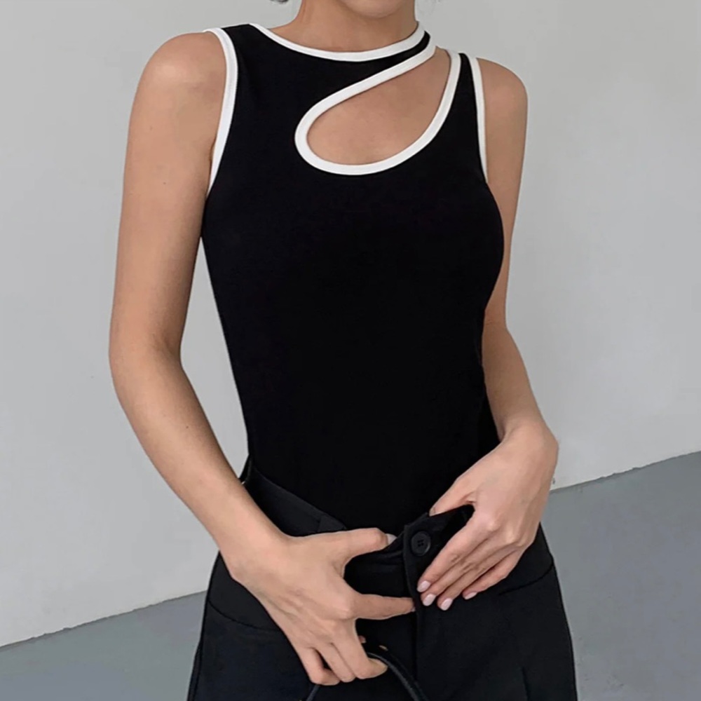 Contrast Trim Halter Cutout Tank Top